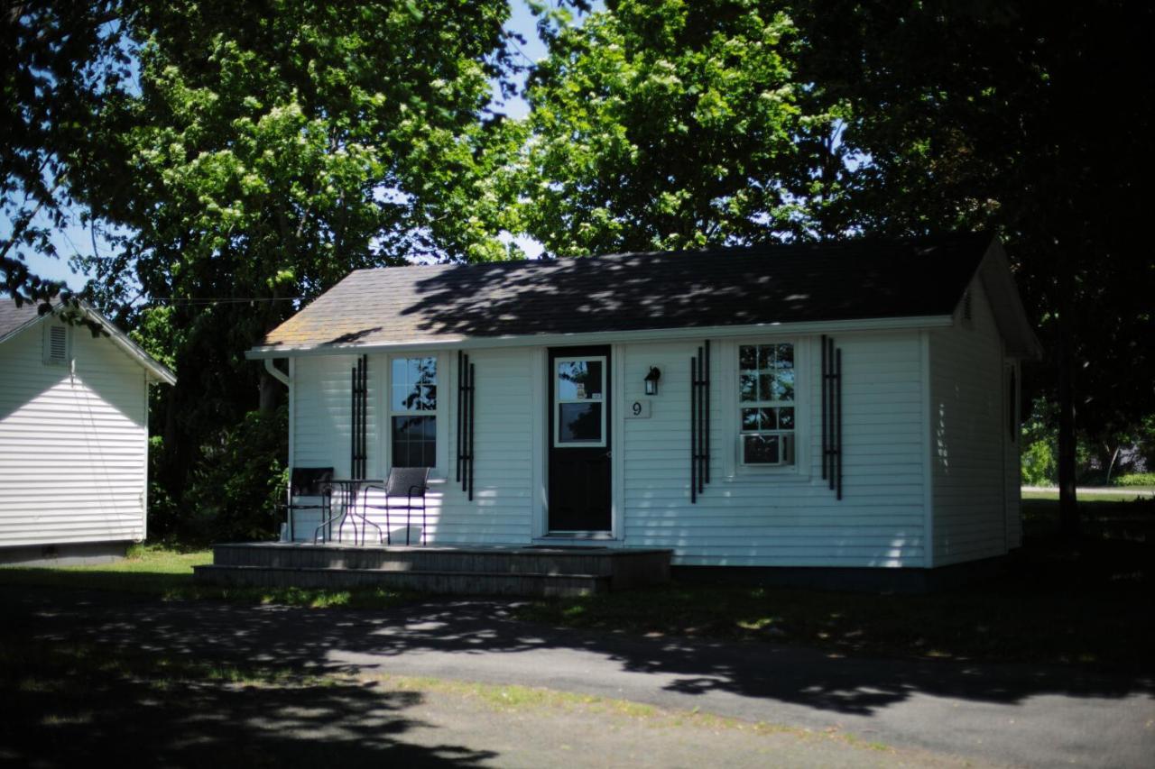 Carleton Inn&Cottages Bridgetown Exteriör bild