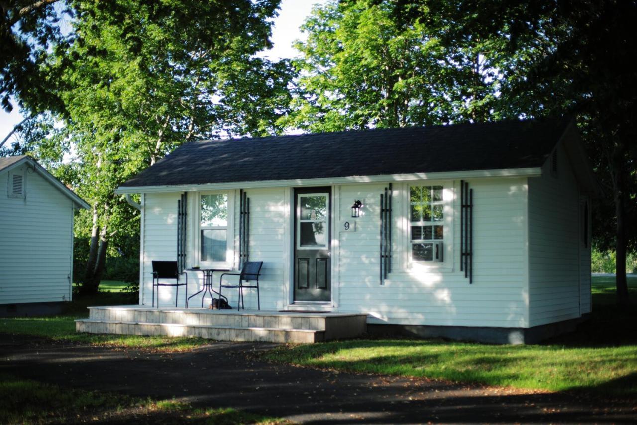 Carleton Inn&Cottages Bridgetown Exteriör bild