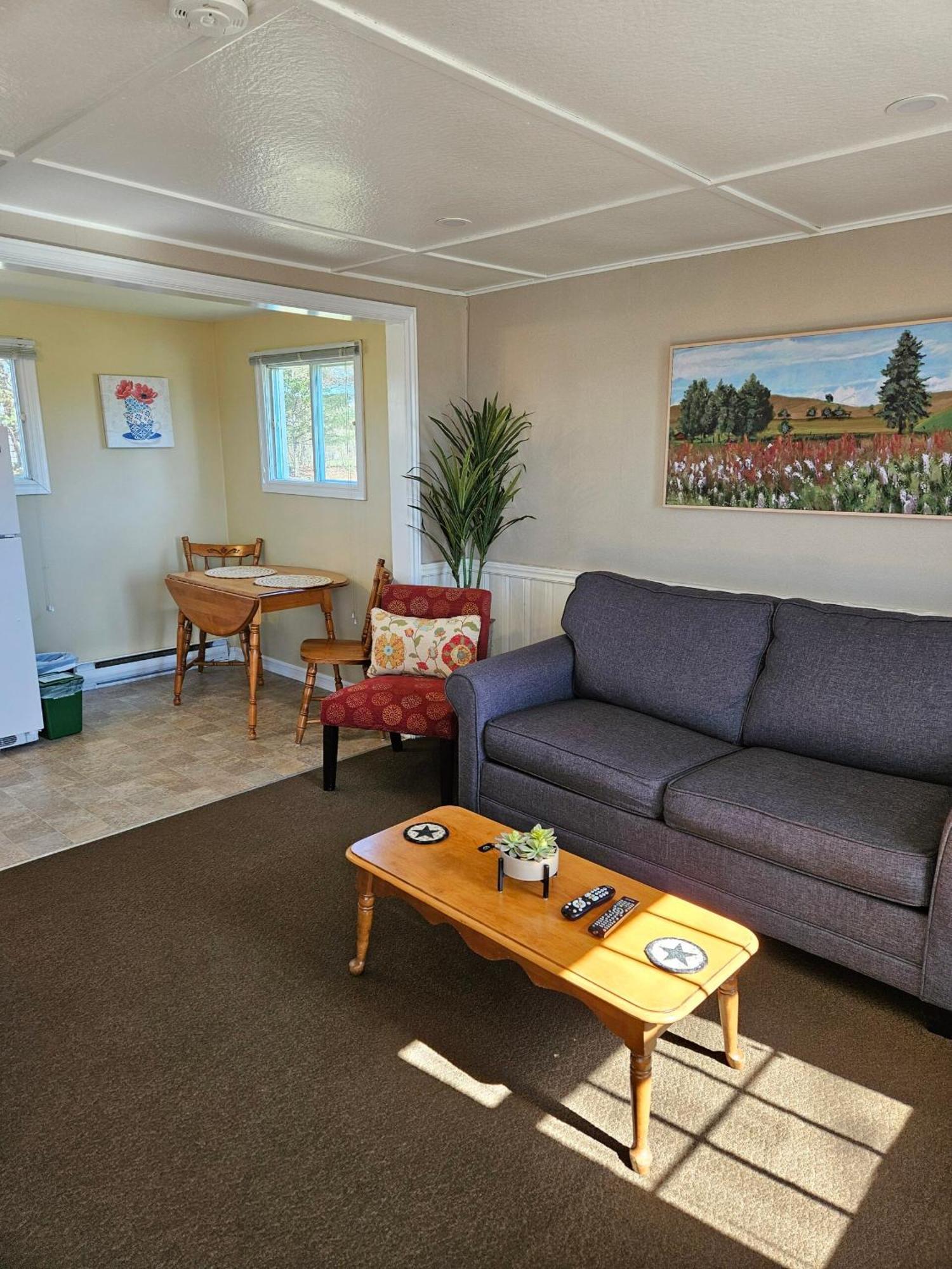 Carleton Inn&Cottages Bridgetown Exteriör bild