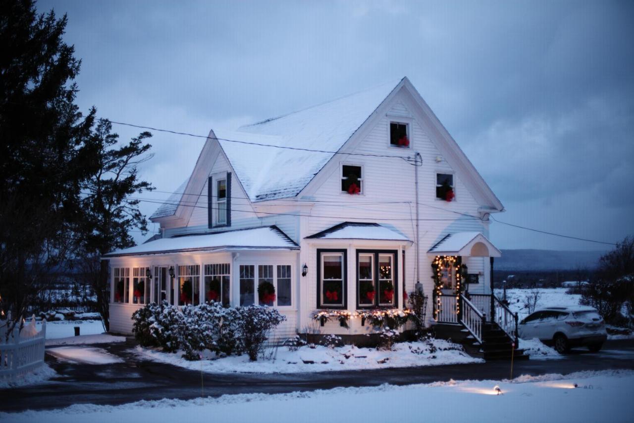 Carleton Inn&Cottages Bridgetown Exteriör bild