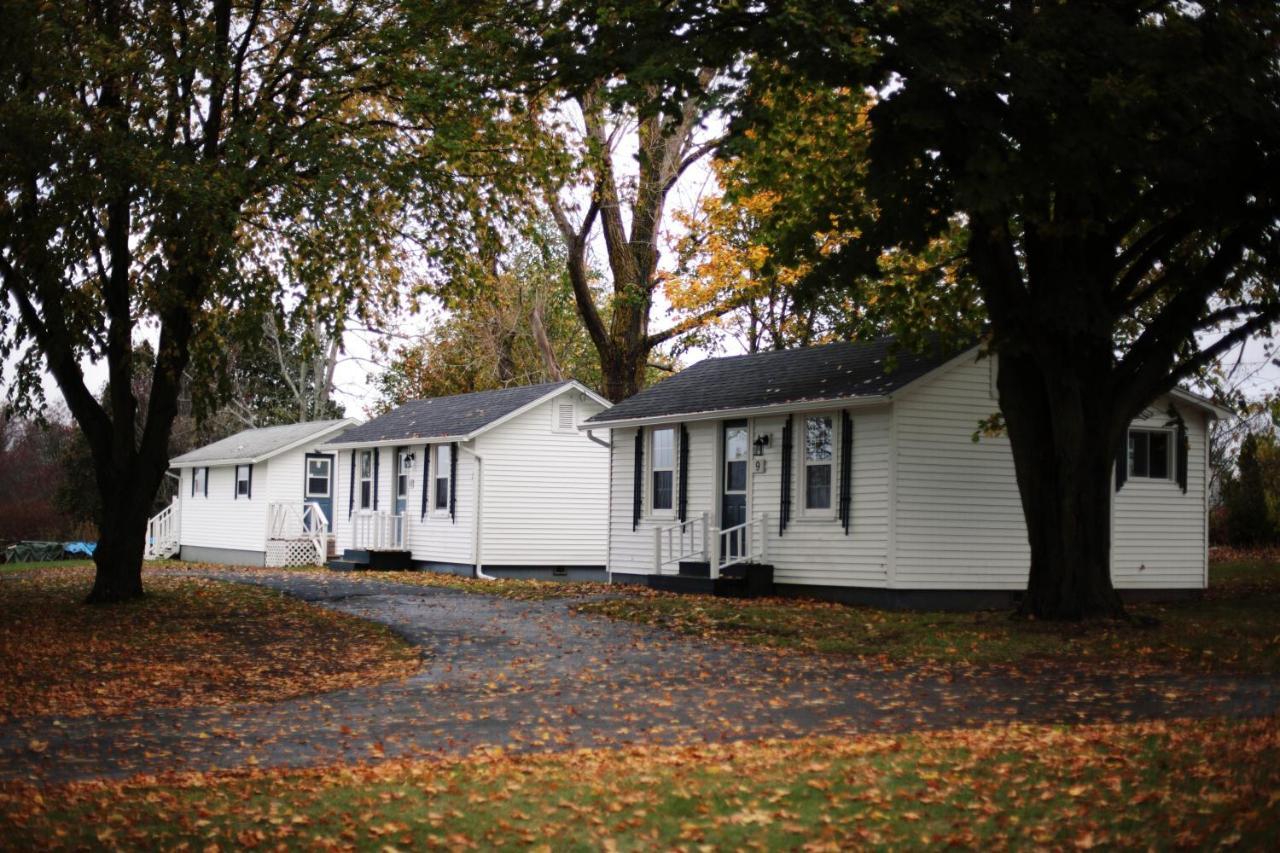 Carleton Inn&Cottages Bridgetown Exteriör bild